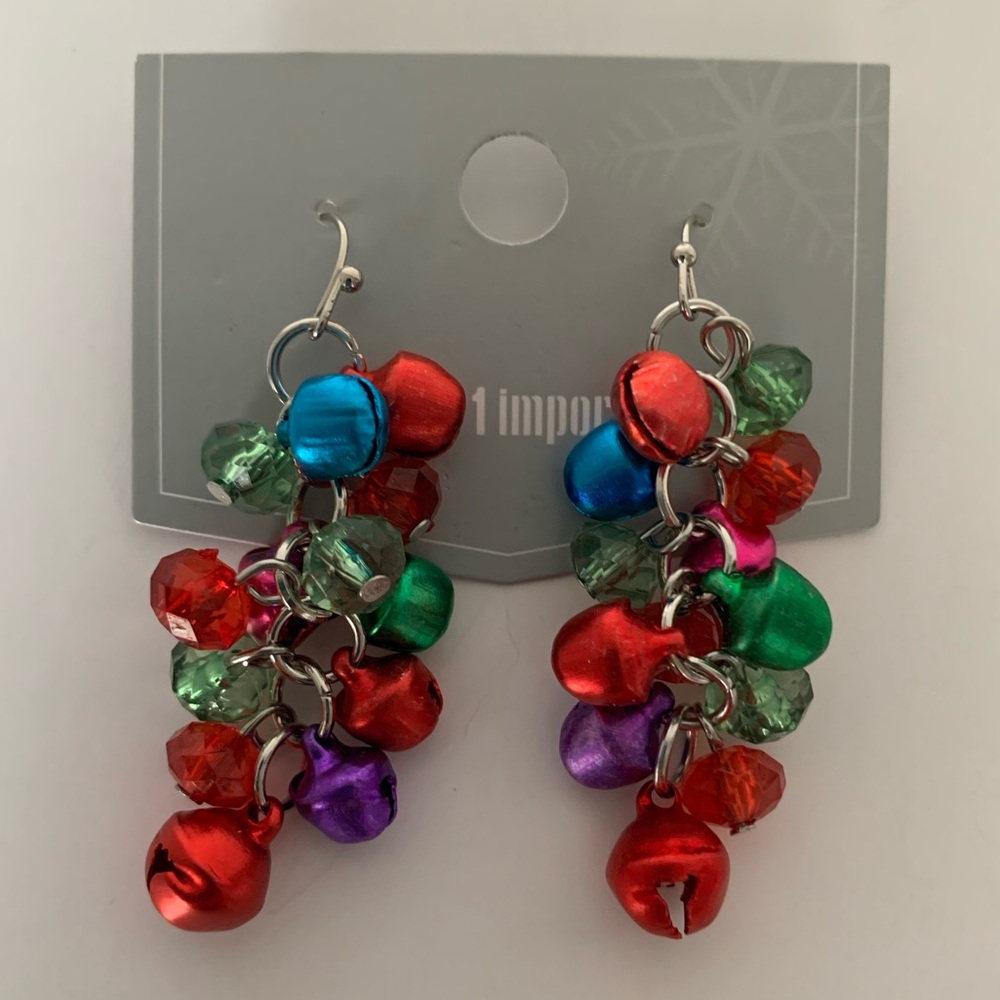 NWT Pier 1 Imports Christmas Holiday Jingle Bell Drop Earrings Red Green